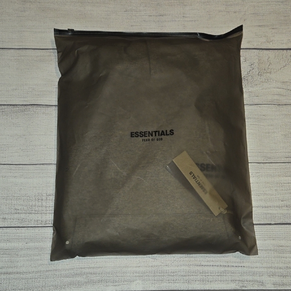 Essentials Fear of God Men's Fleece Pullover Hoodie Dark Oatmeal Size XS NWT - Picture 11 of 12